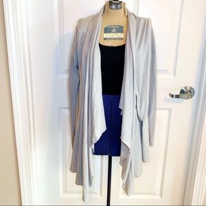 Fabletics Zip up cardigan B5